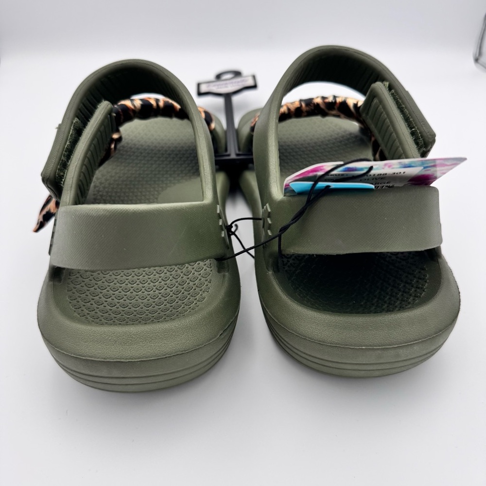 New with Tags (NWT) Essentials by MUK LUKS Surf Girl Sandals size XL 11-12 - Picture 4 of 6
